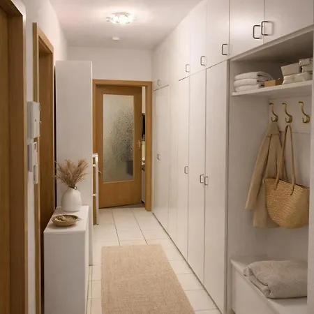 Stilvolle 3 Zi 82 Qm Bad Cannstatt Apartament *